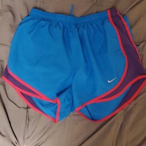 Nike Dri-Fit Shorts - Running Shorts - Size MEDIUM